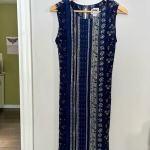 Northern Reflections Navy and White Patterned Midi Dress